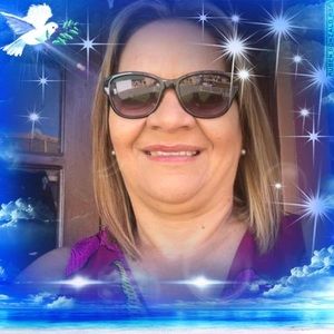 Meet your Posher, Gloria ivette